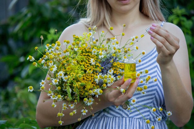 Czy picie rumianku jest zdrowe dla każdego?